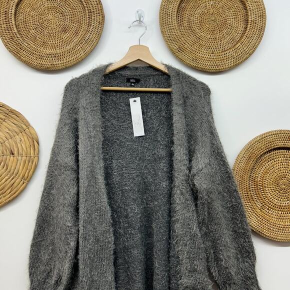 NEW VICI Lucca Gray Fuzzy Belted Timeless Touch Pocketed Cardigan Sweater Large - Picture 3 of 7